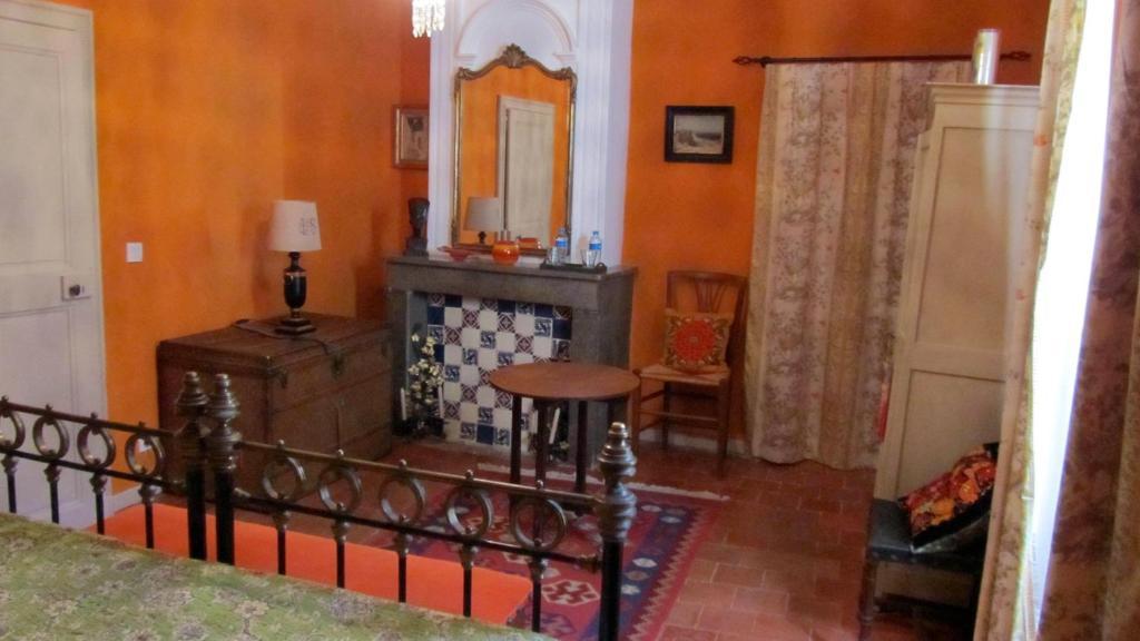 Maison D'Hotes La Boca Sommières Rum bild
