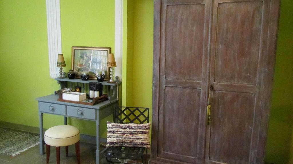 Maison D'Hotes La Boca Sommières Rum bild